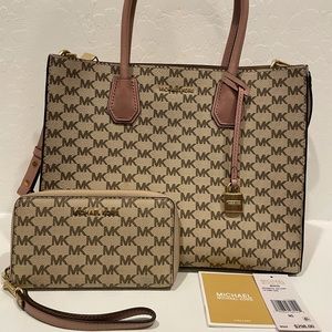 Sold-MK Large Mercer Pink Tote